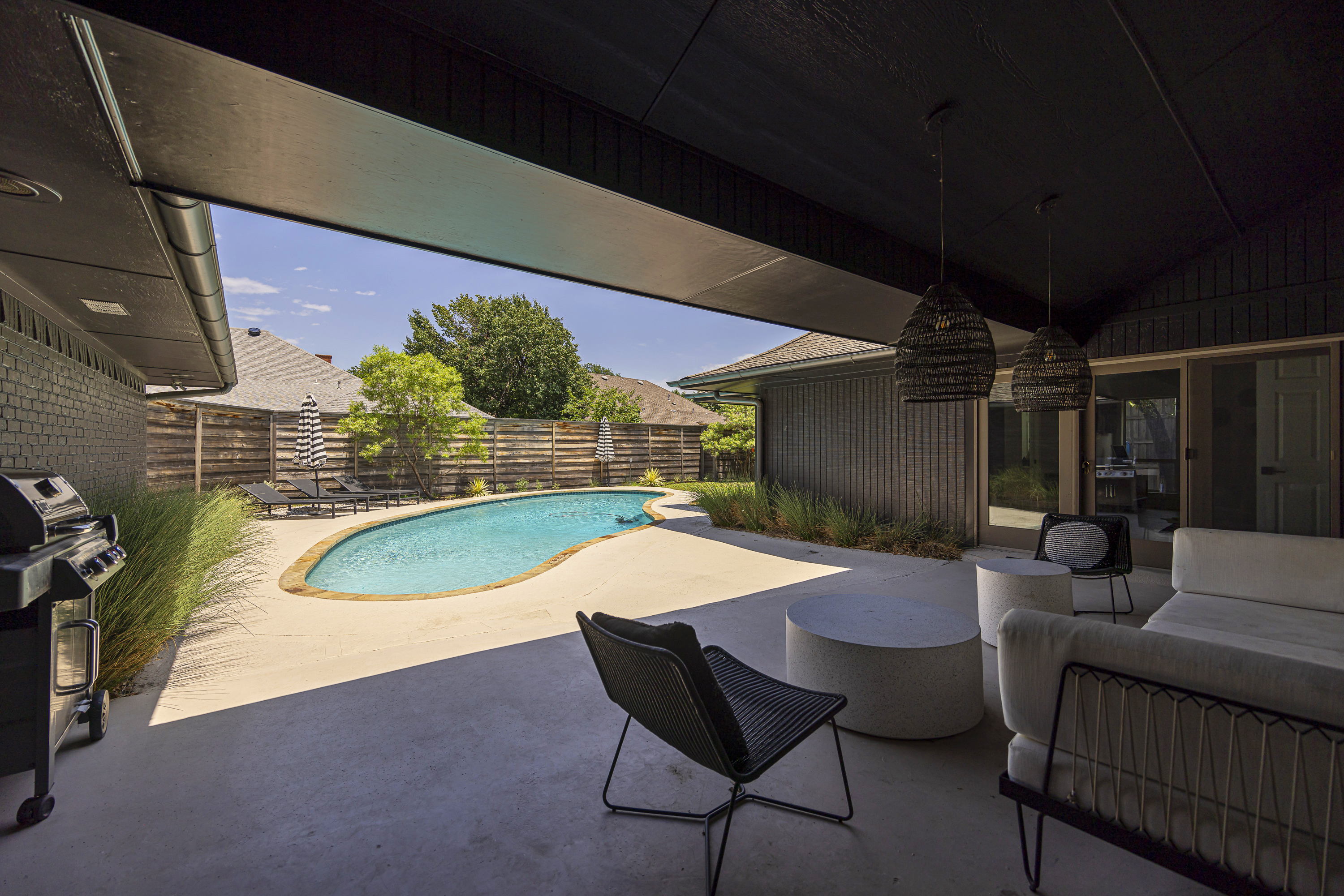 16424 Fallkirk Drive Dallas, TX 75248 - Photo 24 of 36