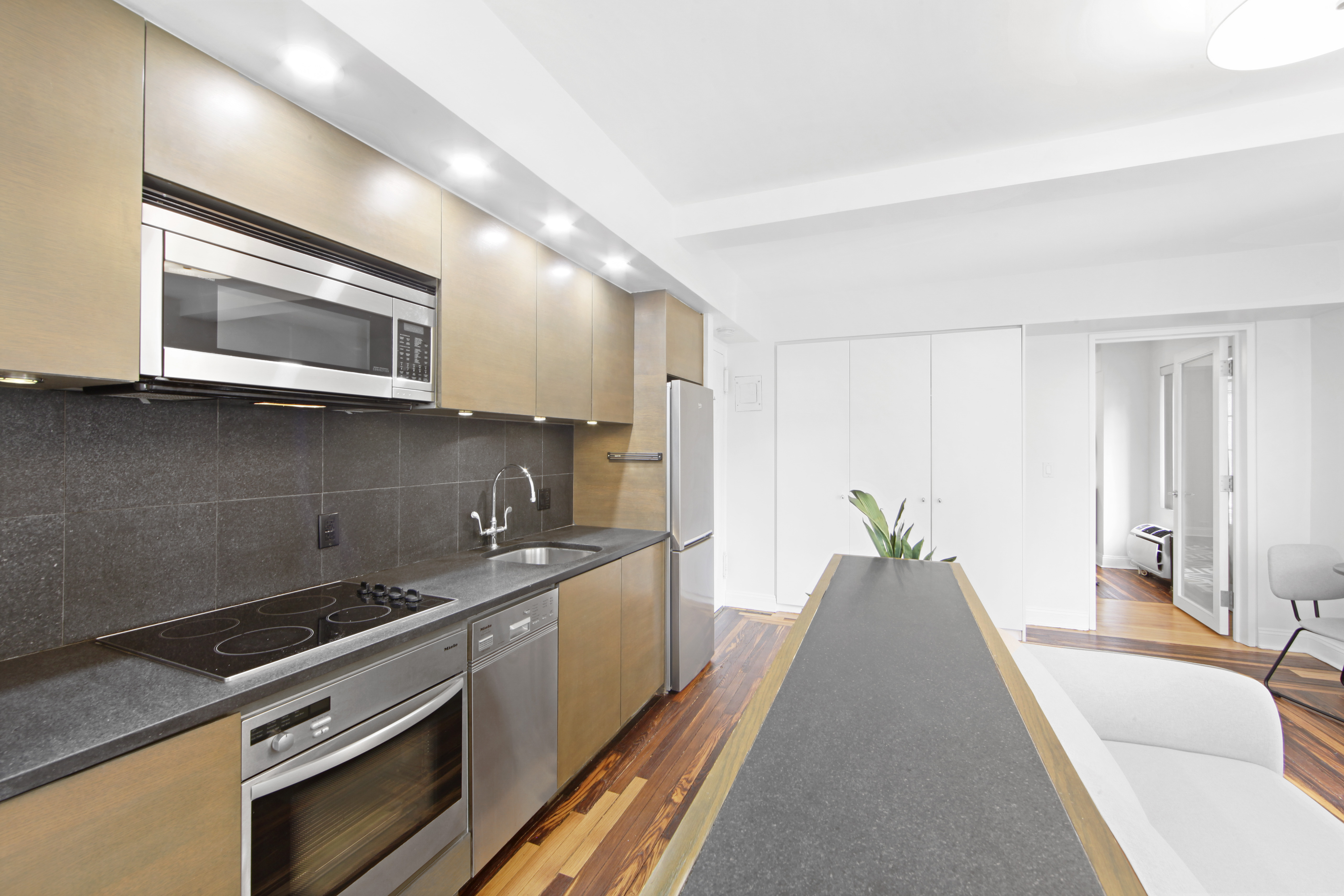 45 Tudor City Place, Unit 1205/1206 Manhattan, NY 10017 - Photo 8 of 16