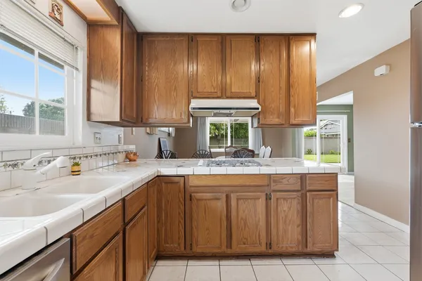 $949,000 | 5301 Kirtland Avenue, Lakewood, CA 90713