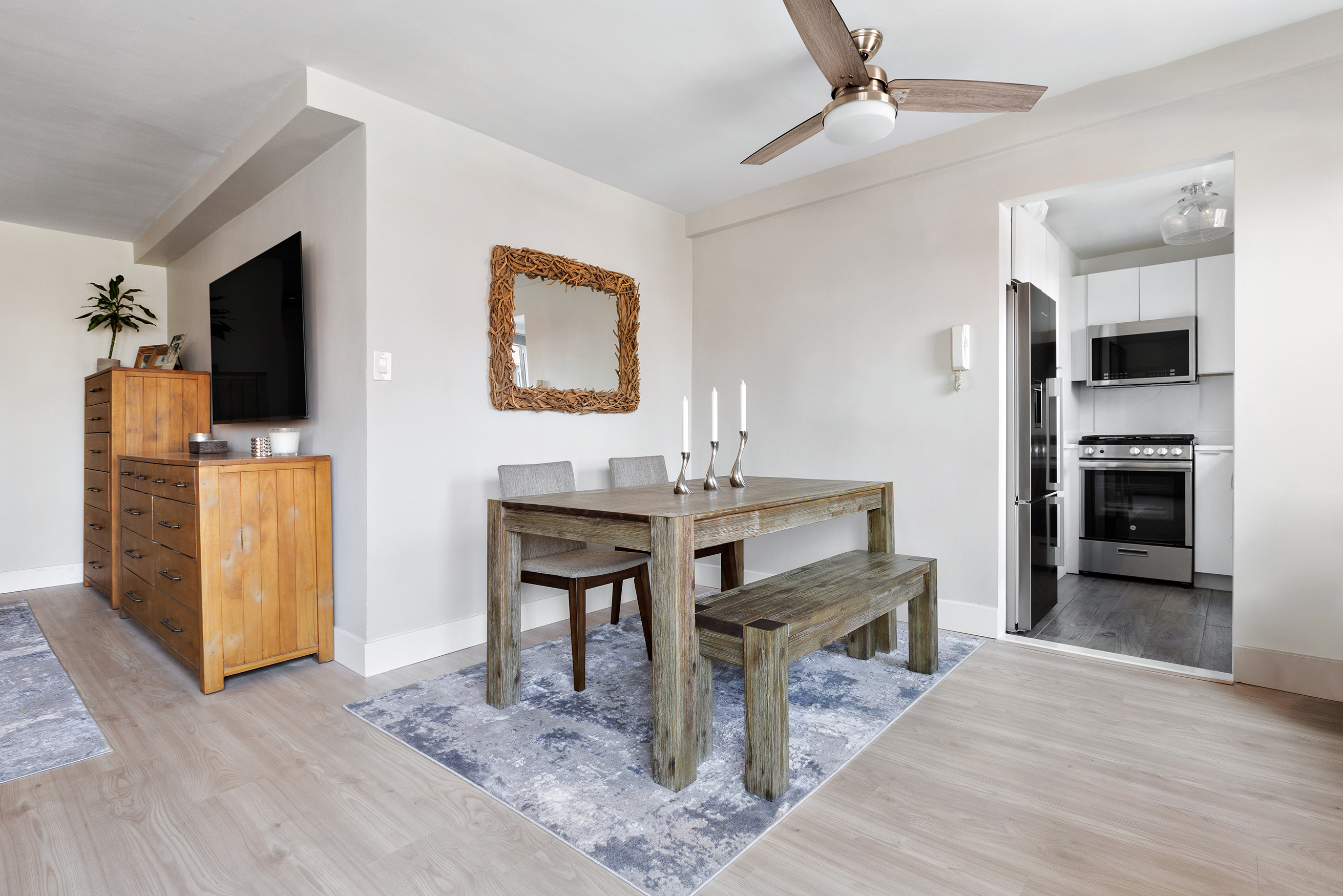 200 East 84th Street, Unit 12A Manhattan, NY 10028 - Photo 8 of 12