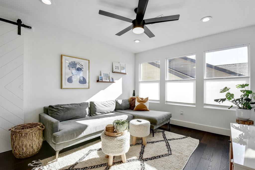 2901 Glen Rae Street Austin, TX 78702 - Photo 6 of 36 Gallery Image 6
