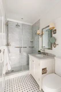 $2,950,000 | 115 East 67th Street, Unit 3C | Lenox Hill