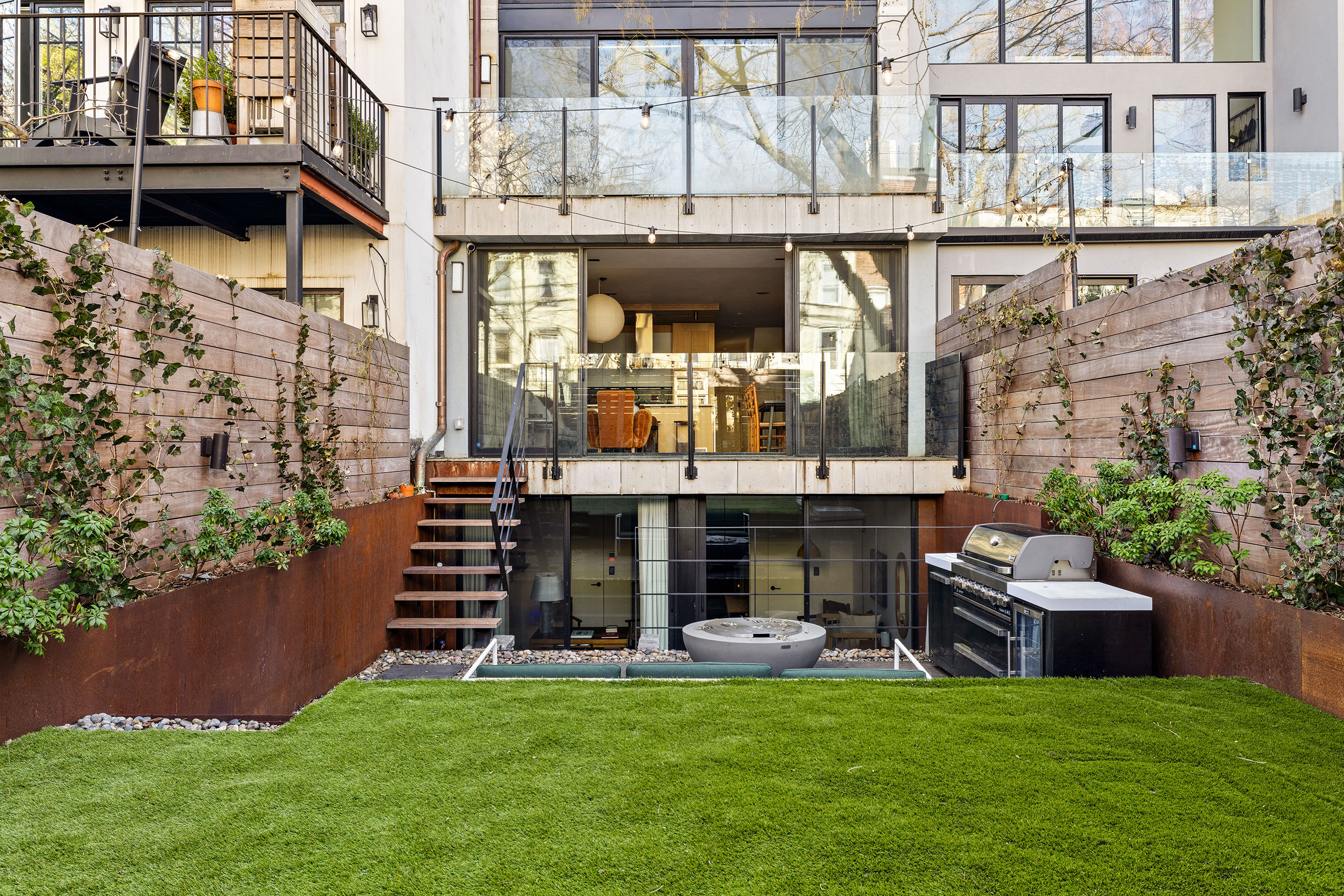 101 Douglass Street, Unit 1 Brooklyn, NY 11231 - Photo 20 of 21 a view of a house with sitting area and swimming pool