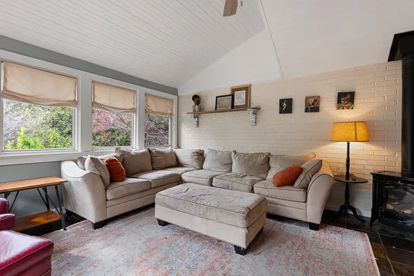 $1,195,000 | 21 Holly Lane, Wilmington, DE 19807