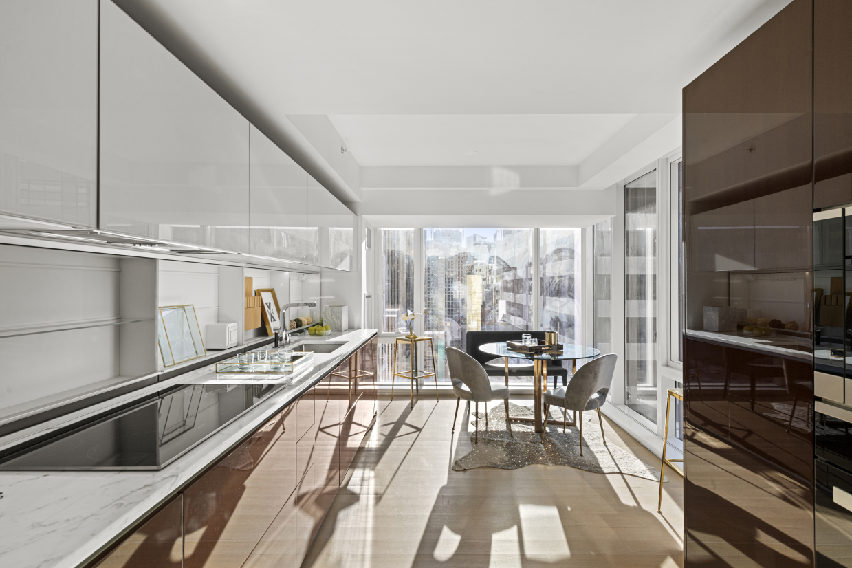 135 West 52nd Street, Unit 34A Manhattan, NY 10019 - Photo 8 of 26