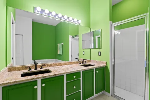 $725,000 | 1843 Leamington Lane, Naples, FL 34109