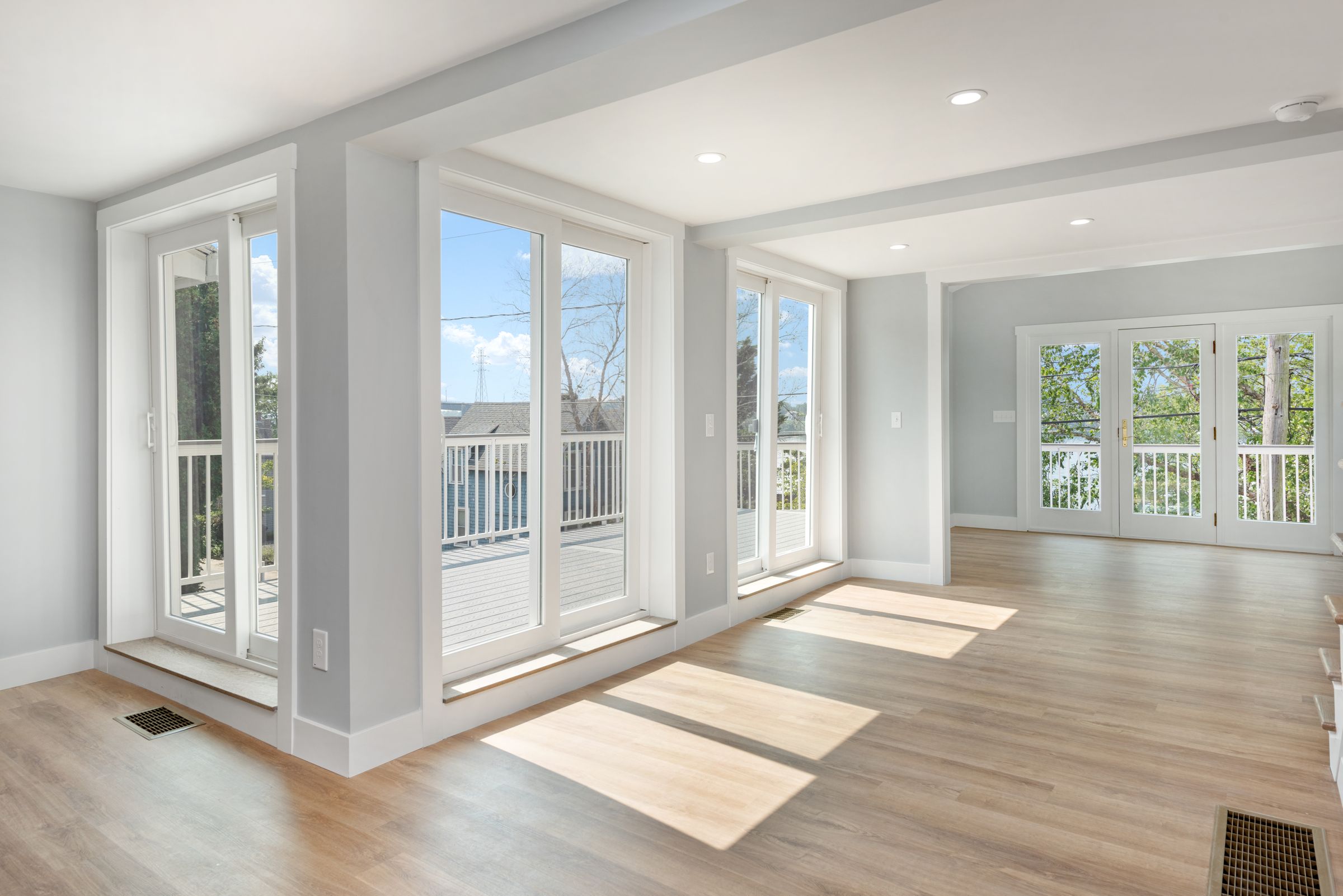 286 Riverside Drive Tiverton, RI 02878 - Photo 16 of 75