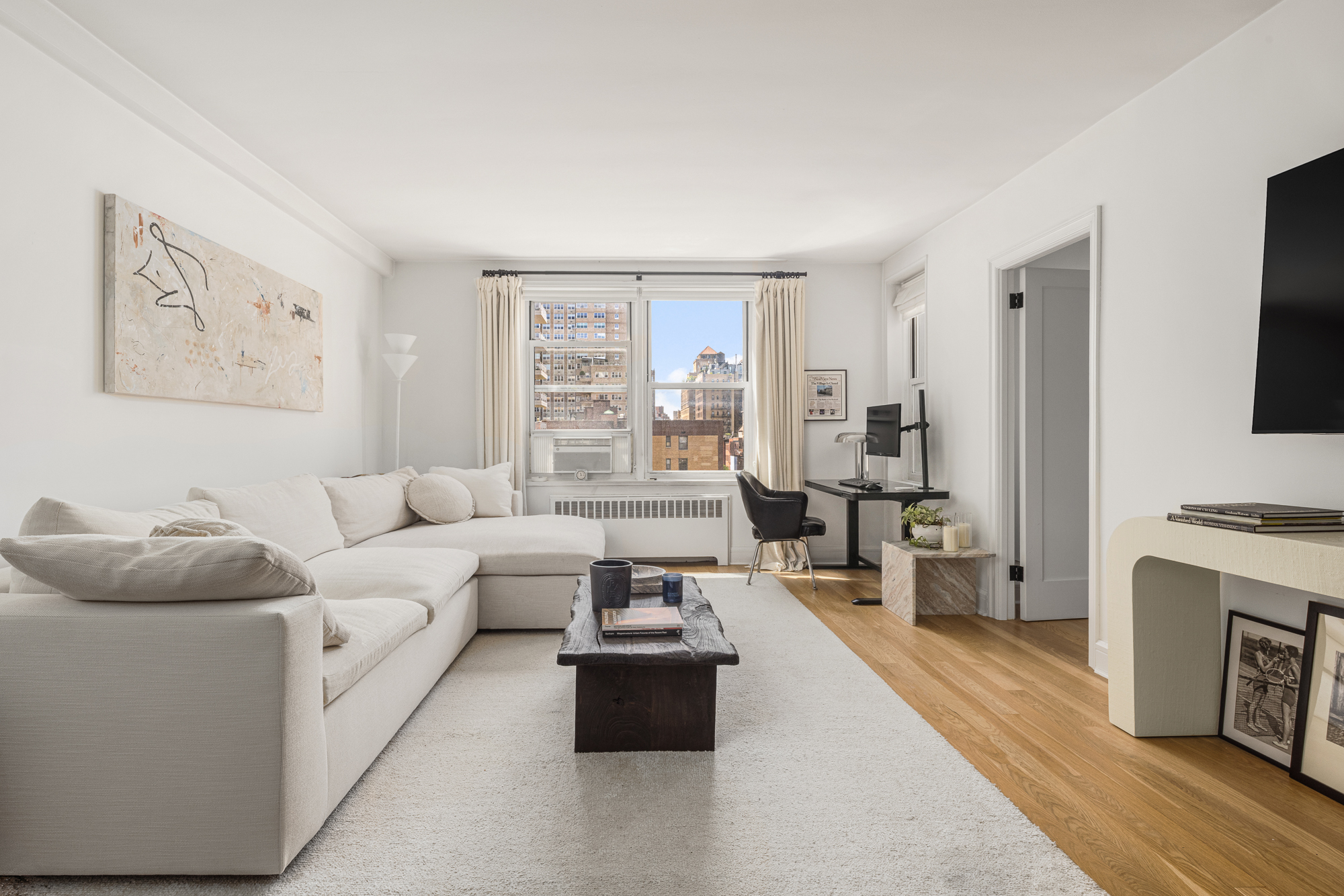 60 East 9th Street, Unit 638 Manhattan, NY 10003 - Photo 2 of 12