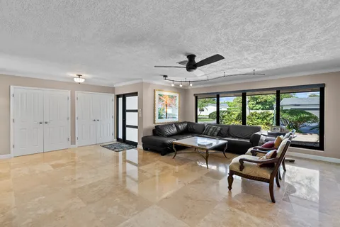 $1,795,000 | 7430 Southwest 142nd Terrace, Palmetto Bay, FL 33158