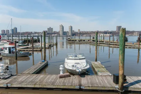 $2,150,000 | 230 Riverside Drive, Unit 17D | Upper West Side