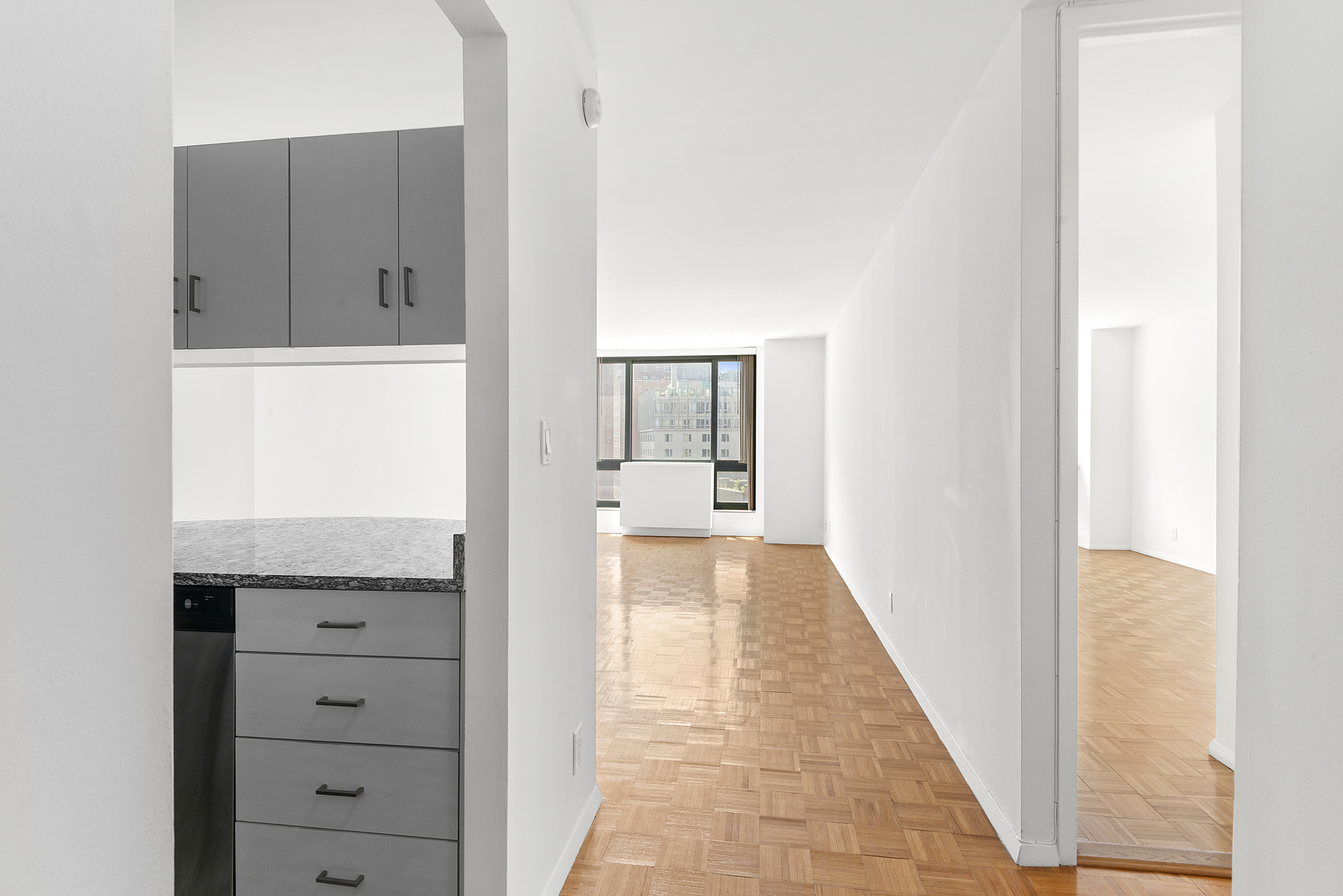 1 Irving Place, Unit U10C Manhattan, NY 10003 - Photo 2 of 13