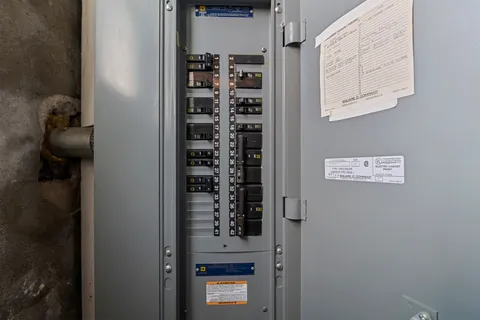 $300,000 | 21 State Street, Oil City, PA 16301