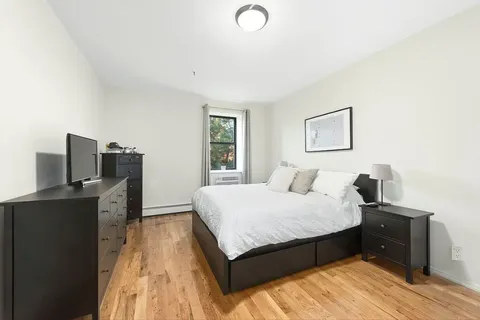 $5,500 | 318 Warren Street, Unit A17 | Cobble Hill