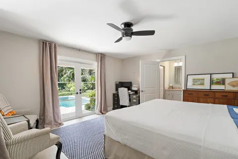 $1,200,000 | 10 Bentwood Road, Palm Beach Gardens, FL 33418