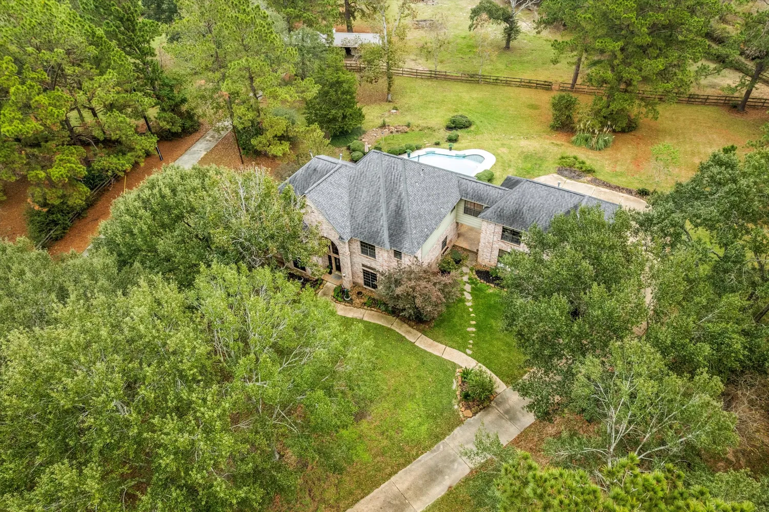 $984,500 | 1019 Towering Oaks Street, Magnolia, TX 77355