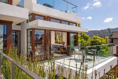 $8,100,000 | 8314 Paseo Del Ocaso, La Jolla, CA 92037