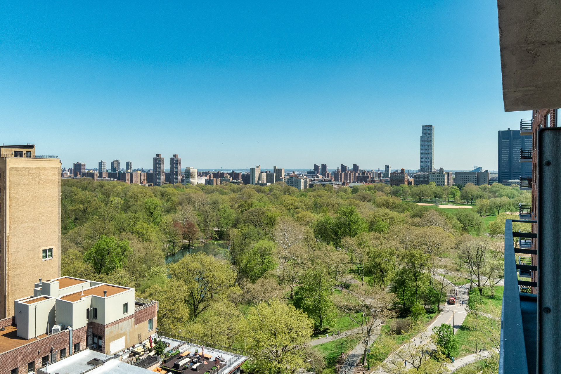 400 Central Park West, Unit 18J Manhattan, NY 10025 - Photo 6 of 7