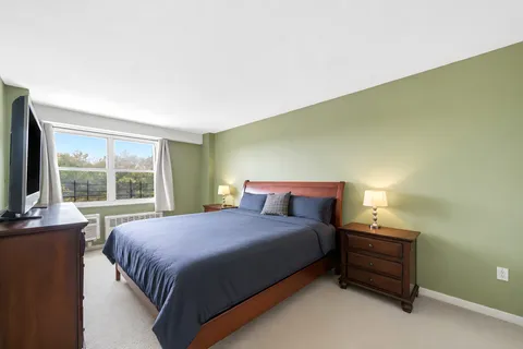 $490,000 | 240 Cozine Avenue, Unit 5D | East New York