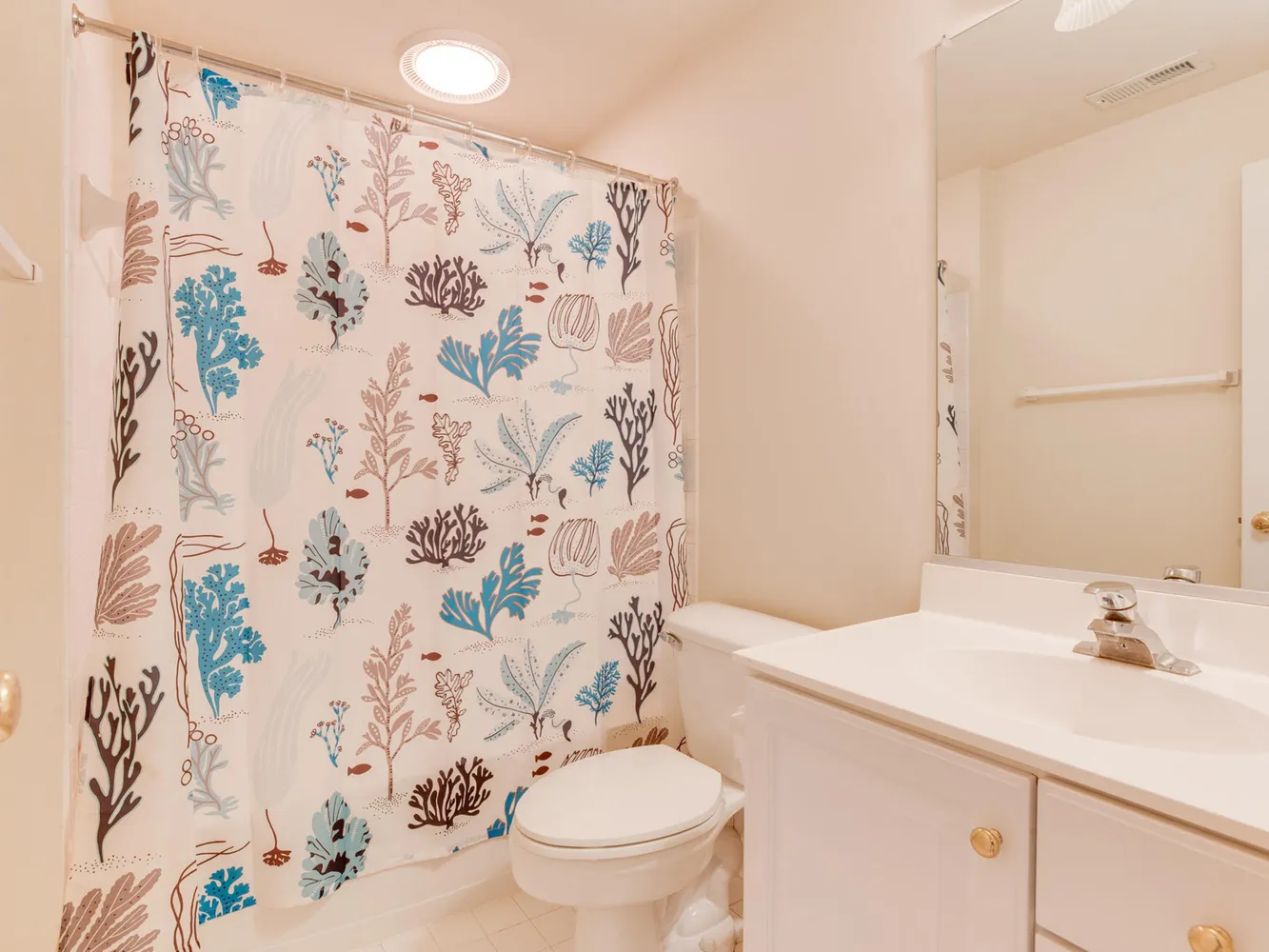 $1,350,000 | 9927 Miles Stone Court, Vienna, VA 22181