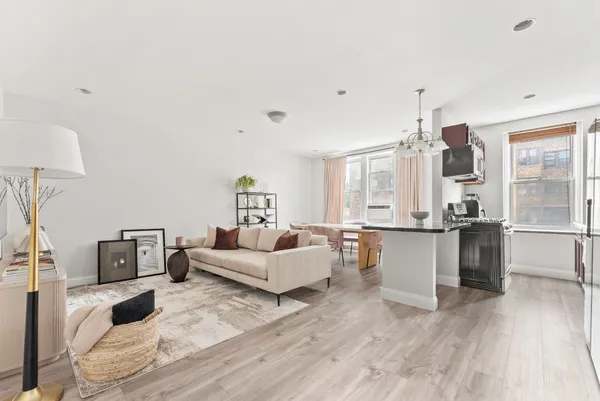 $2,800 | 9615 Shore Road, Unit 4B | Bay Ridge