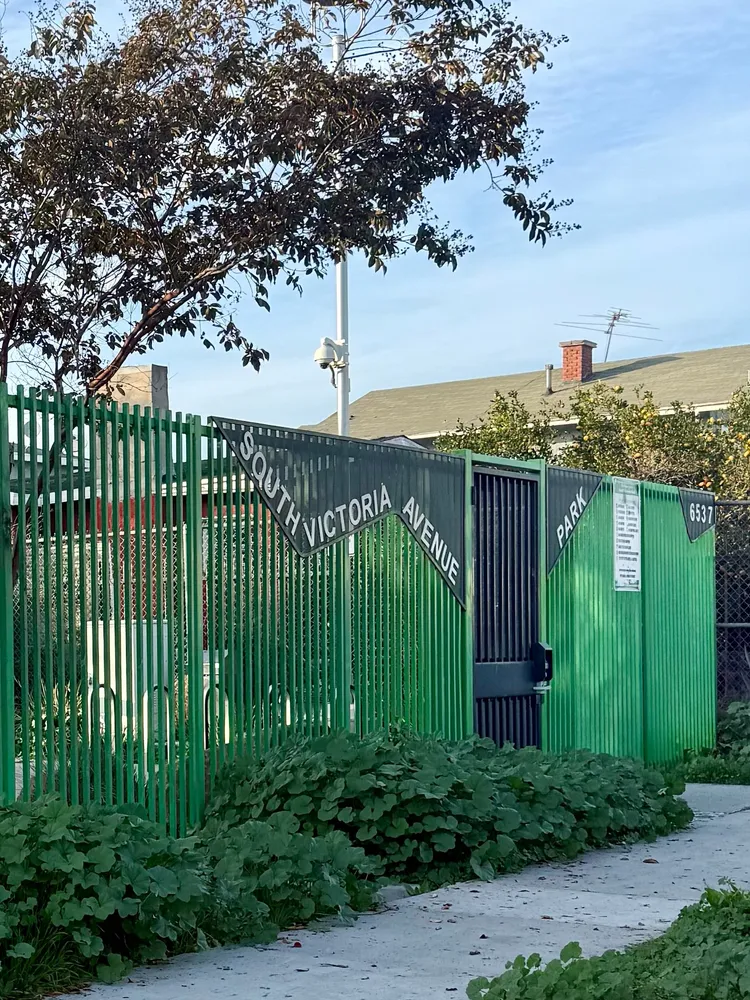 $1,300,000 | 6544 South Victoria Avenue, Los Angeles, CA 90043