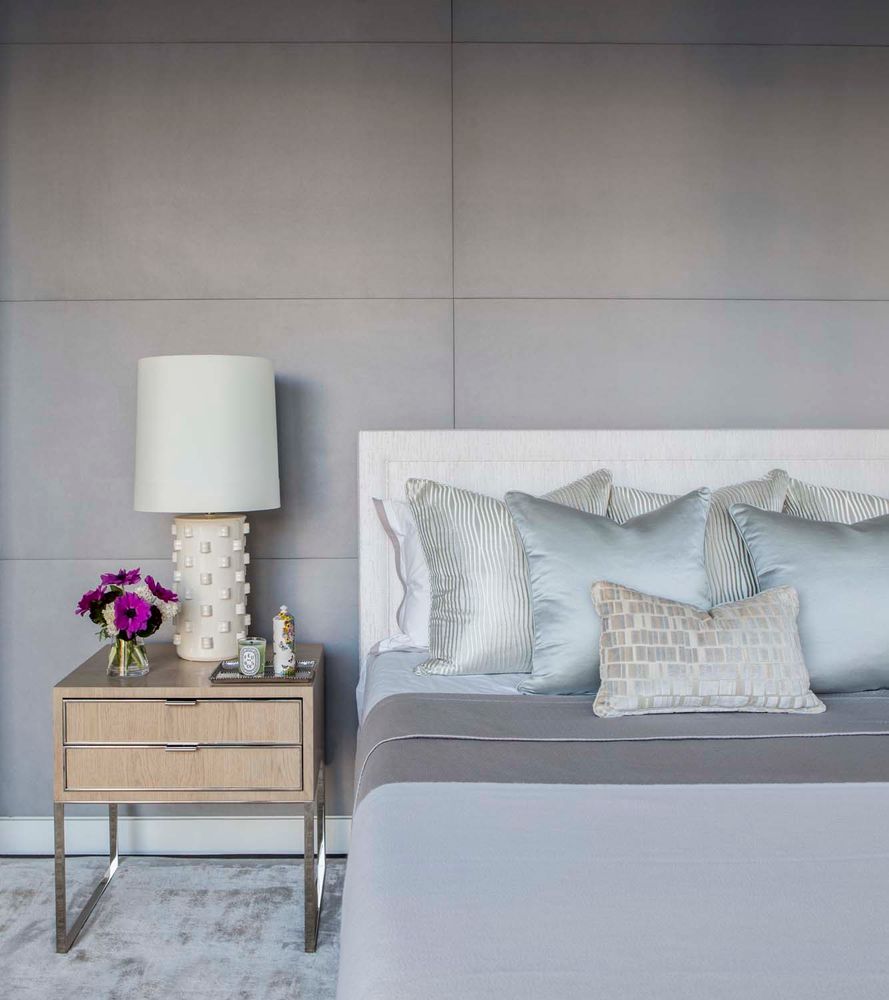 20 West 53rd Street, Unit 42A Manhattan, NY 10019 - Photo 15 of 31 a view of room with furniture