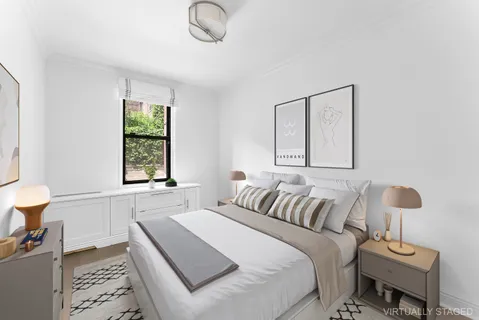 $1,900,000 | 100 Bank Street, Unit 1H | West Village