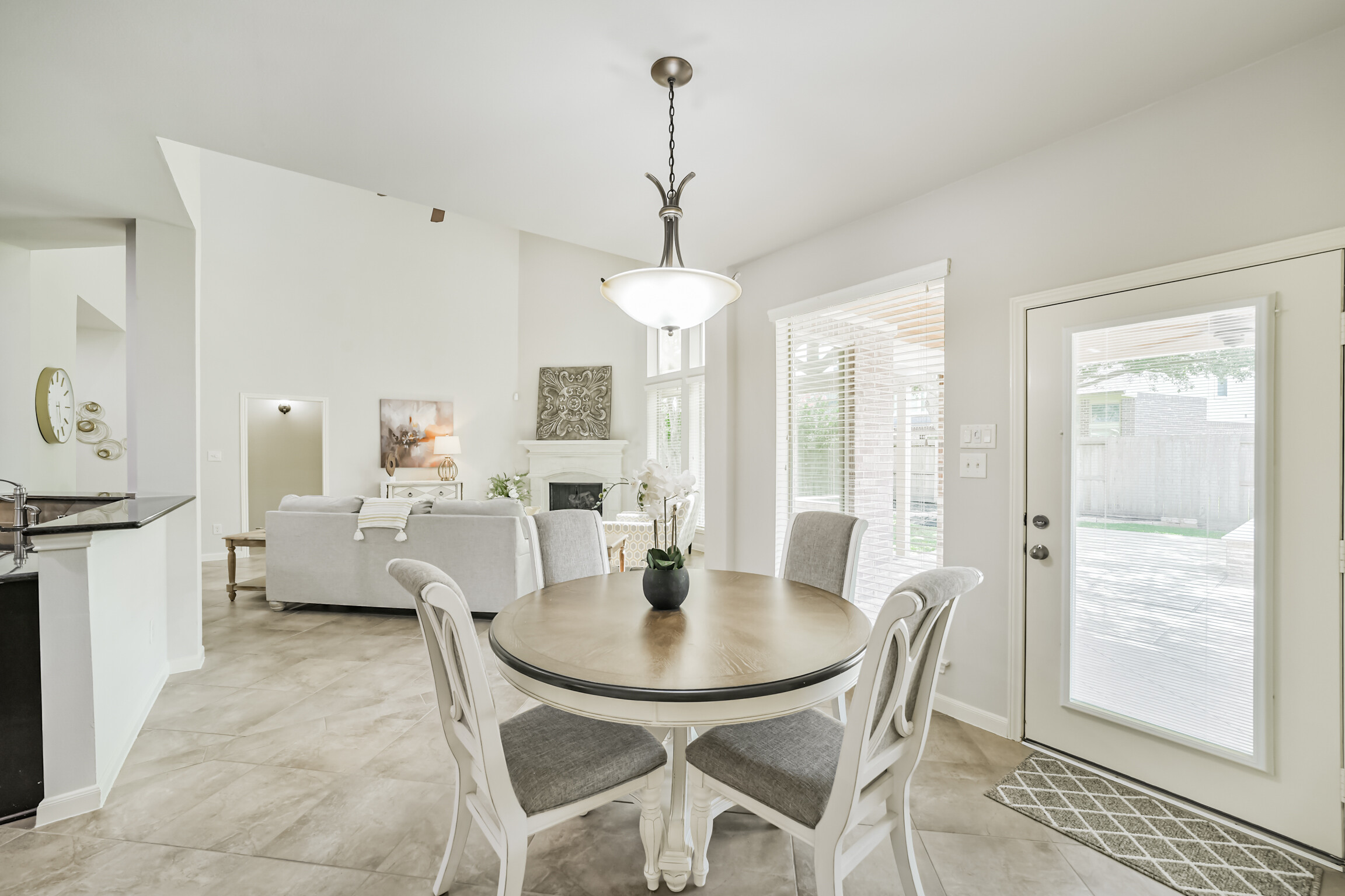 13607 Breakwater Path Loop Houston, TX 77044 - Photo 17 of 47