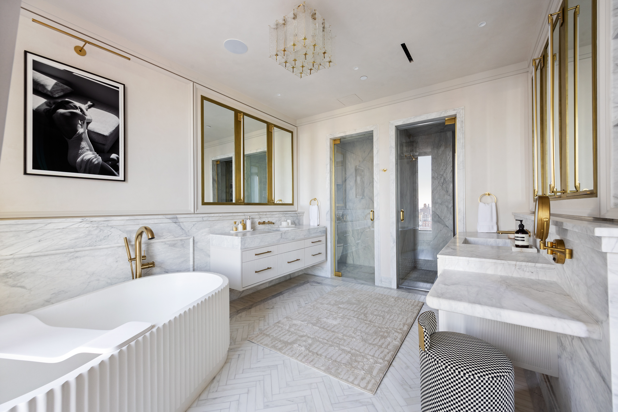 30 Front Street, Unit 25A Brooklyn, NY 11201 - Photo 20 of 45 a bathroom with a tub sink and mirror