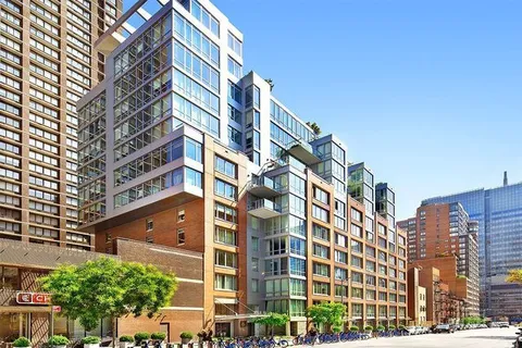 $1,820,000 | 303 East 33rd Street, Unit 7N | Kips Bay