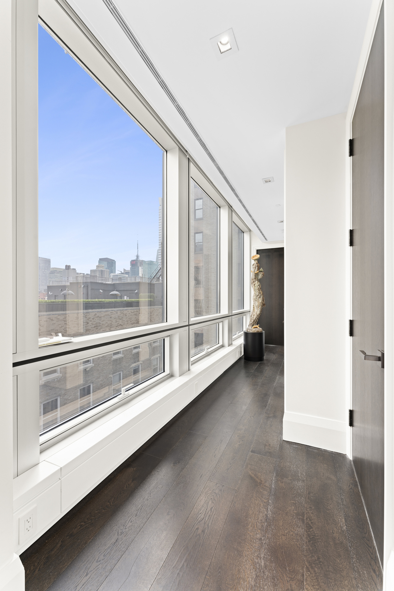 172 Madison Avenue, Unit 21C Manhattan, NY 10016 - Photo 2 of 10