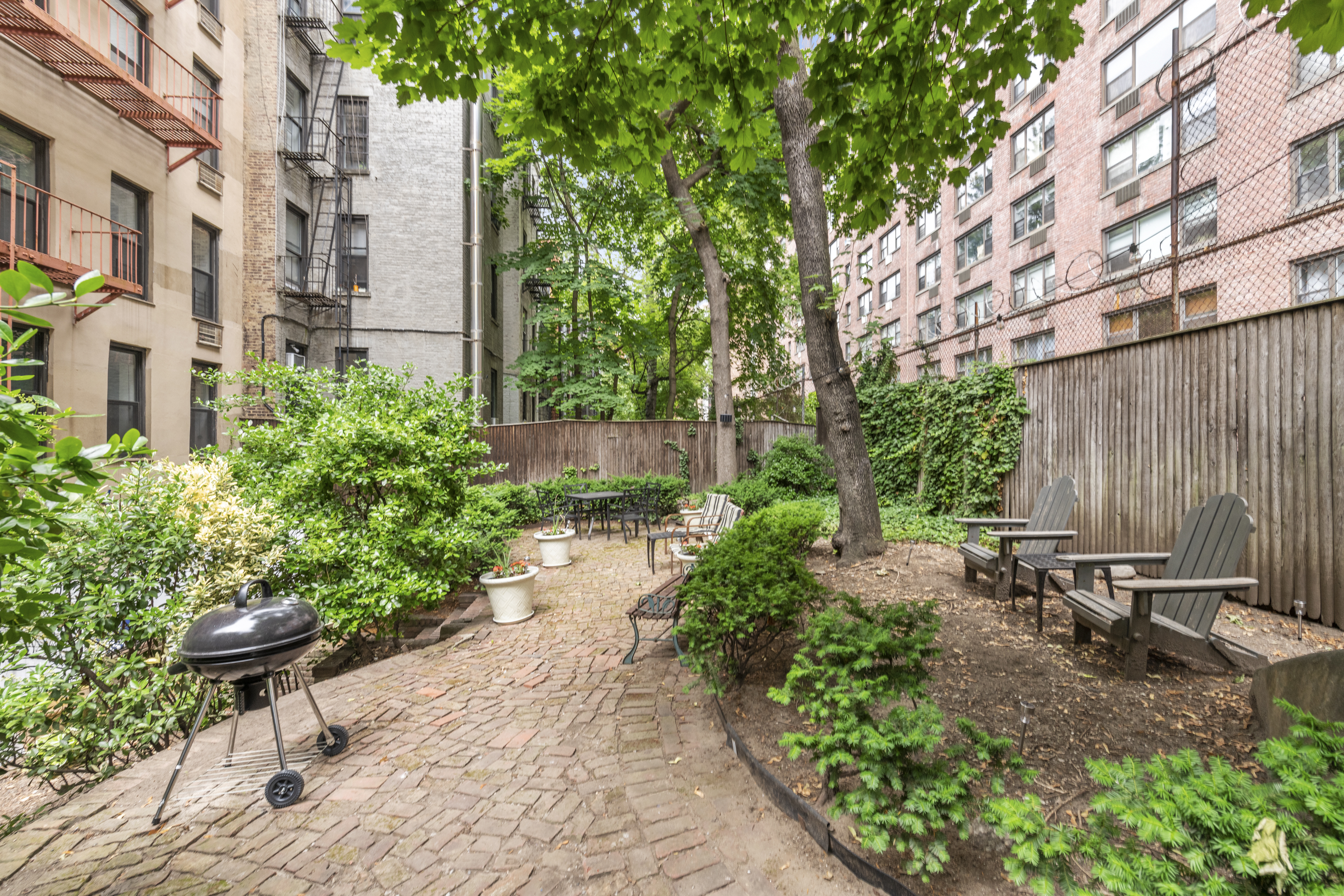 425 East 78th Street, Unit 3E Manhattan, NY 10075 - Photo 7 of 8