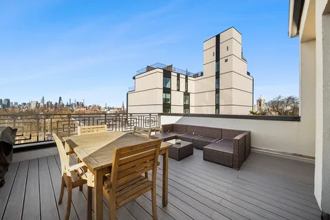 $3,200,000 | 175 Richardson Street | Williamsburg