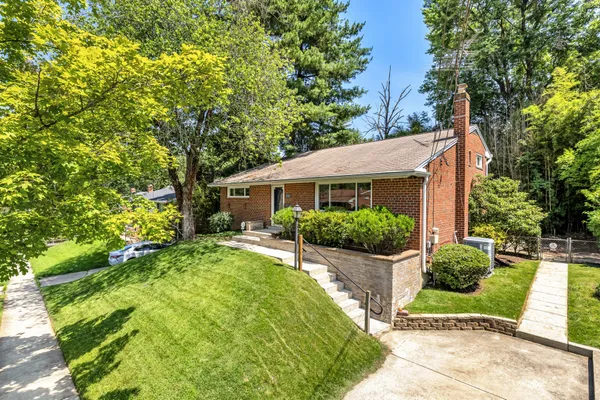 Contact Agent | 12915 Moray Road, Silver Spring, MD 20906