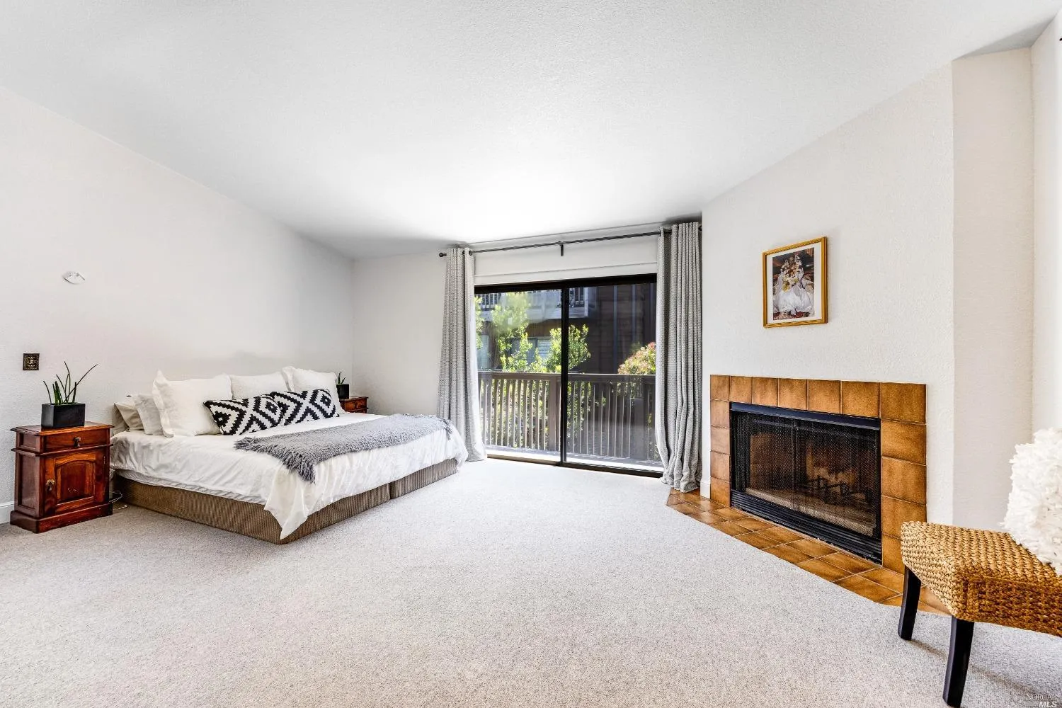 $679,000 | 65 Freedom Lane North, Petaluma, CA 94952