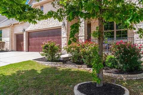 $679,000 | 5216 Palermo Drive, Austin, TX 78738
