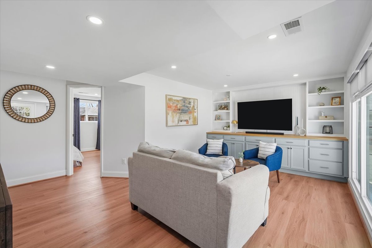 10302 Conover Drive Silver Spring, MD 20902 - Photo 24 of 39