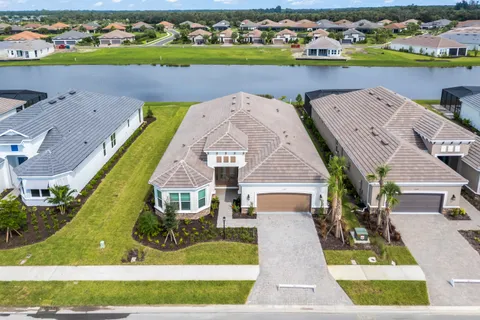 $1,119,000 | 10479 Eclipse Street, Sarasota, FL 34241