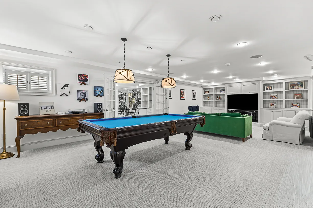 $5,695,000 | 9 Sanderson Lane, Weston, MA 02493