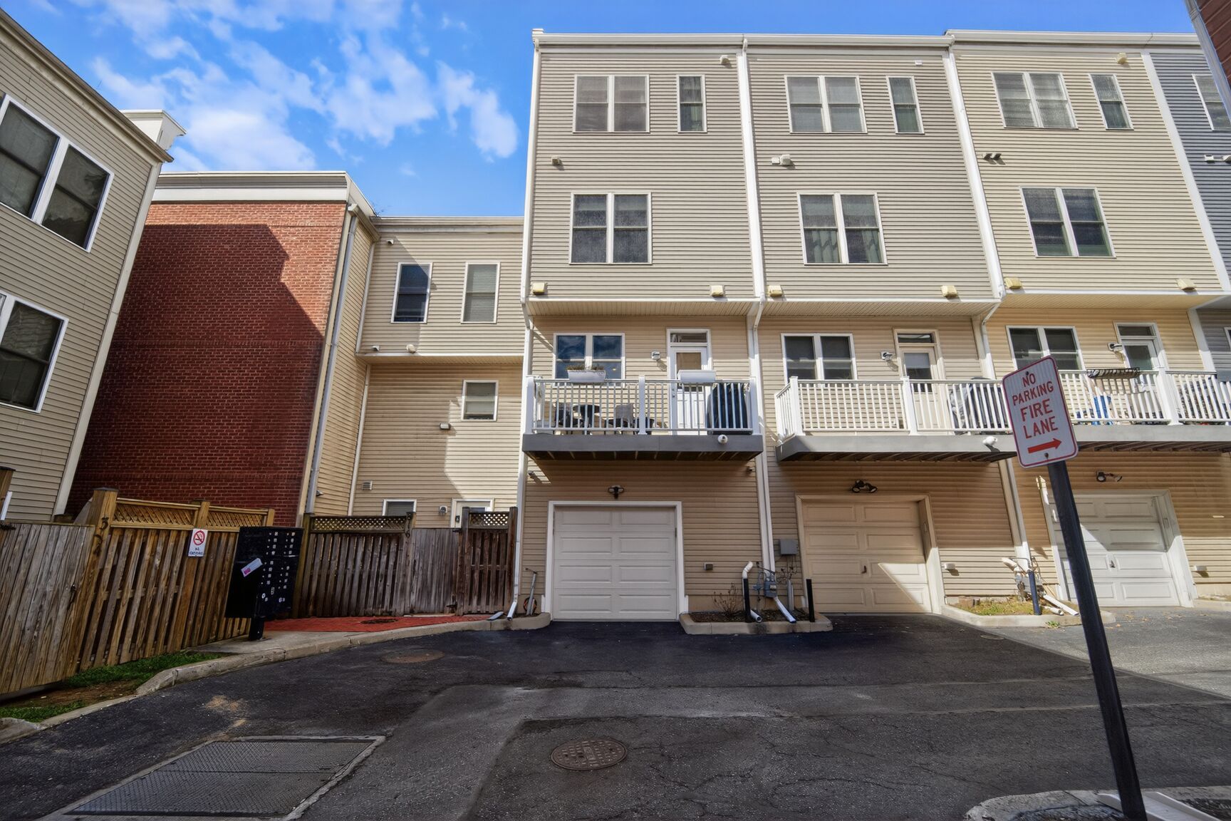 814 3rd Street Southeast Washington, DC 20003 - Photo 31 of 47