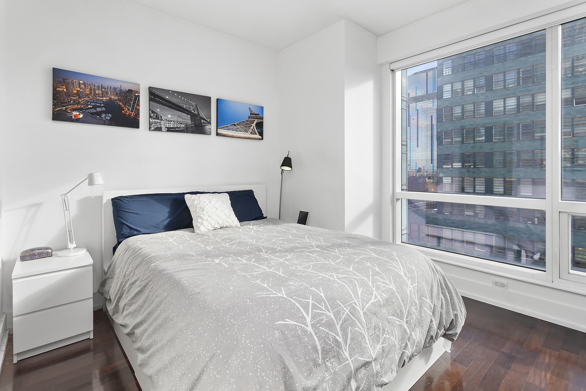 350 West 42nd Street, Unit 25J Manhattan, NY 10036 - Photo 4 of 13