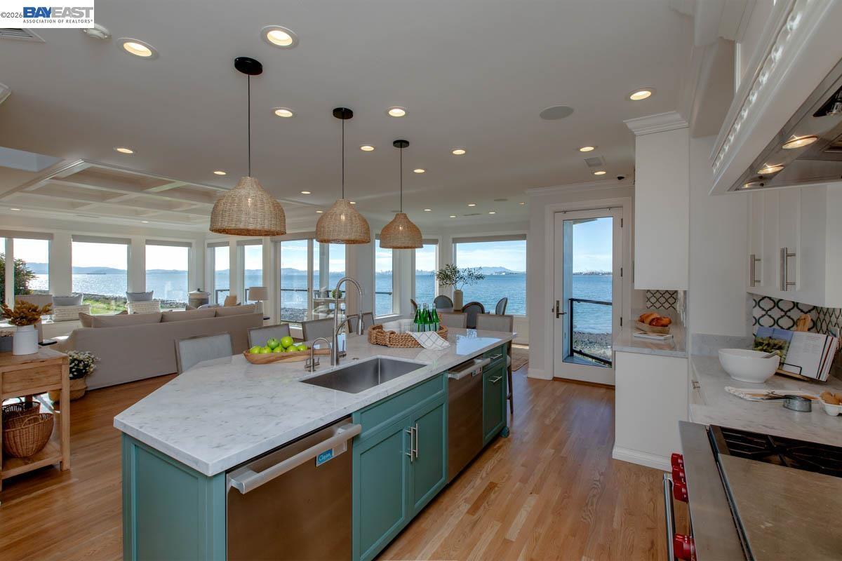 16 Killarney Place Alameda, CA 94502 - Photo 22 of 60