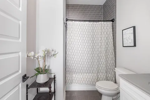 $899,000 | 5216 Illinois Avenue, Nashville, TN 37209