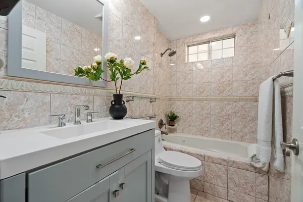 $1,299,000 | 624 Redfield Avenue, Los Angeles, CA 90042