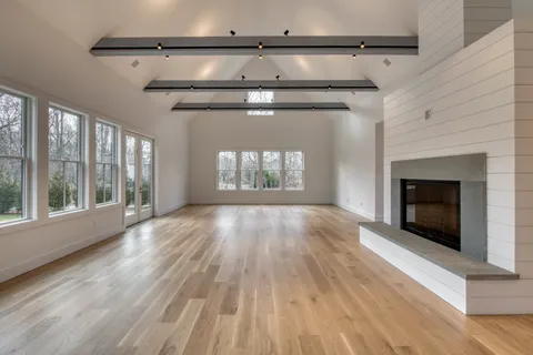 $4,650,000 | 23 Fairway Drive, East Hampton, NY 11937