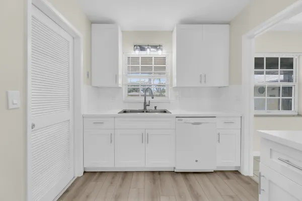 $2,800 | 3504 Northwest 85th Avenue, Unit B, Coral Springs, FL 33065