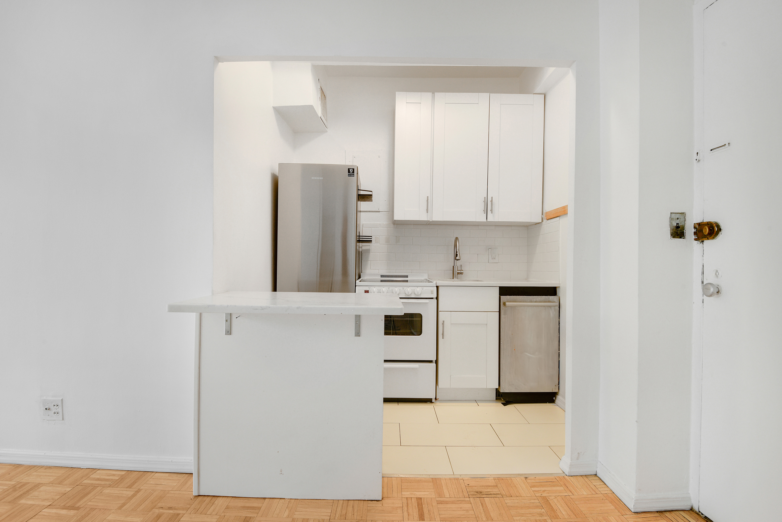 2 Tudor City Place, Unit GPS Manhattan, NY 10017 - Photo 7 of 11