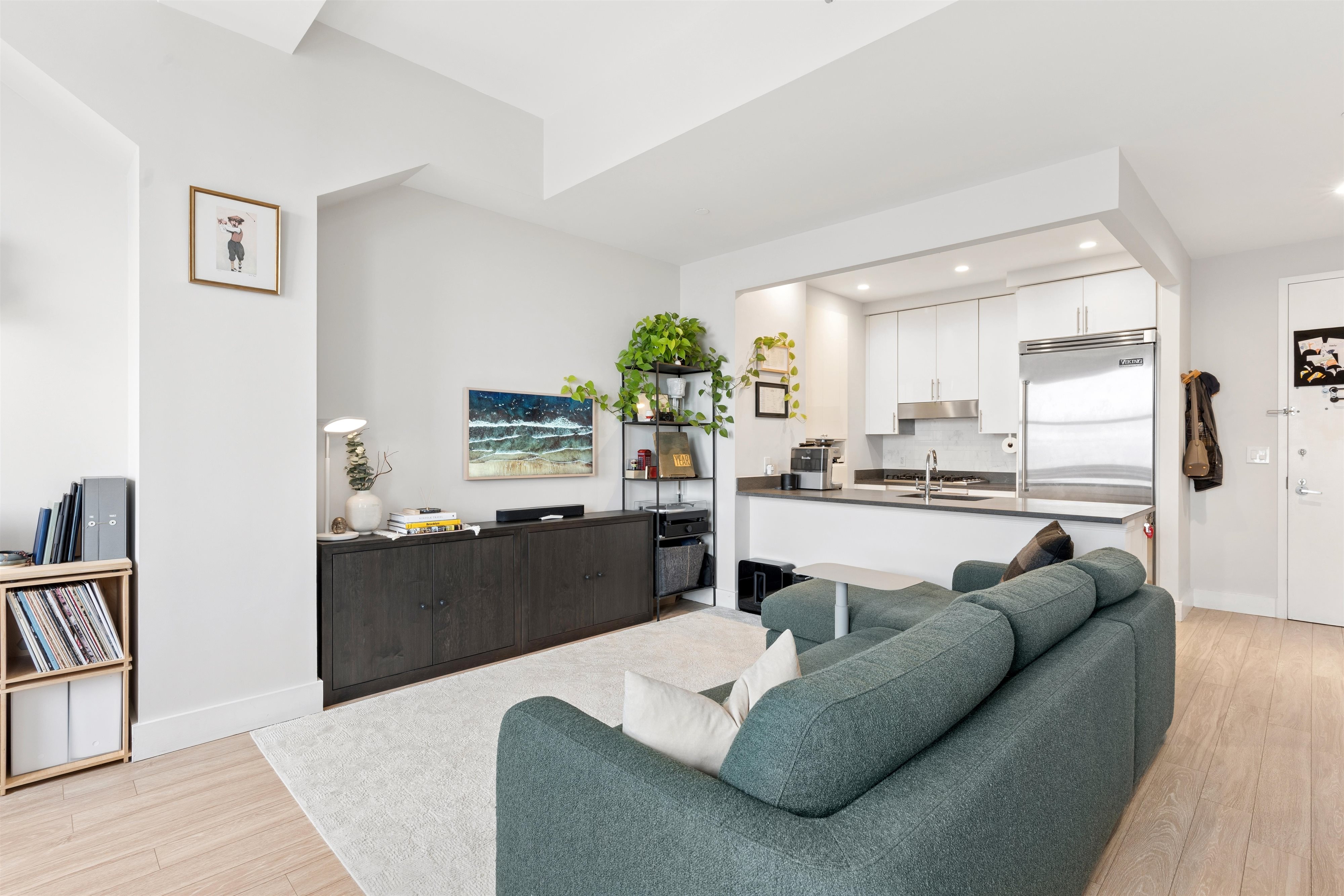 1 Hanson Place, Unit 24E Brooklyn, NY 11243 - Photo 3 of 34