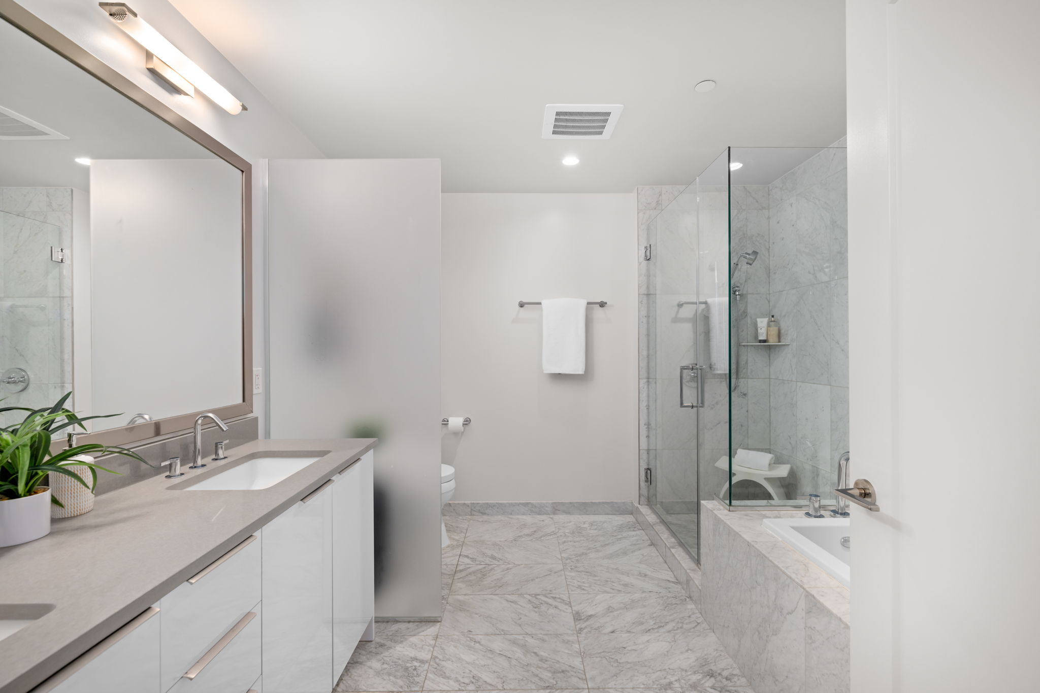 45 Sutton Square Southwest, Unit 406 Washington, DC 20024 - Photo 10 of 14