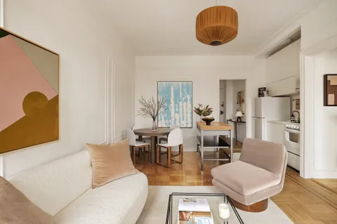 $690,000 | 277 Washington Avenue, Unit 5J | Clinton Hill